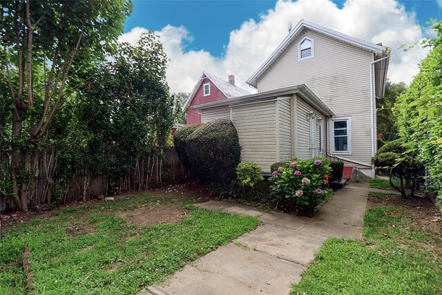 46 Coles St, Glen Cove, NY 11542 - photo 25