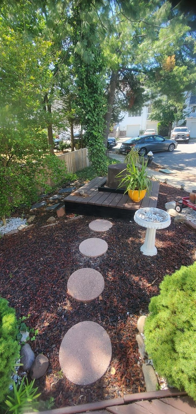 30 Chestnut Cir, Staten Island, NY 10312 - view of yard