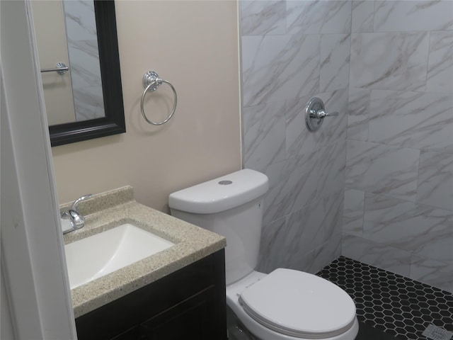 118 Muncy Ave, West Babylon, NY 11704 - full bath featuring a shower stall and vanity