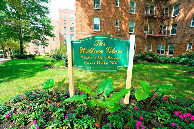 7281 113th St Unit 5F, Forest Hills, NY 11375 - community sign with a lawn