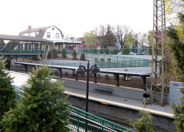 210-50 41st Ave Unit 6B, Bayside, NY 11361 - view of property's community