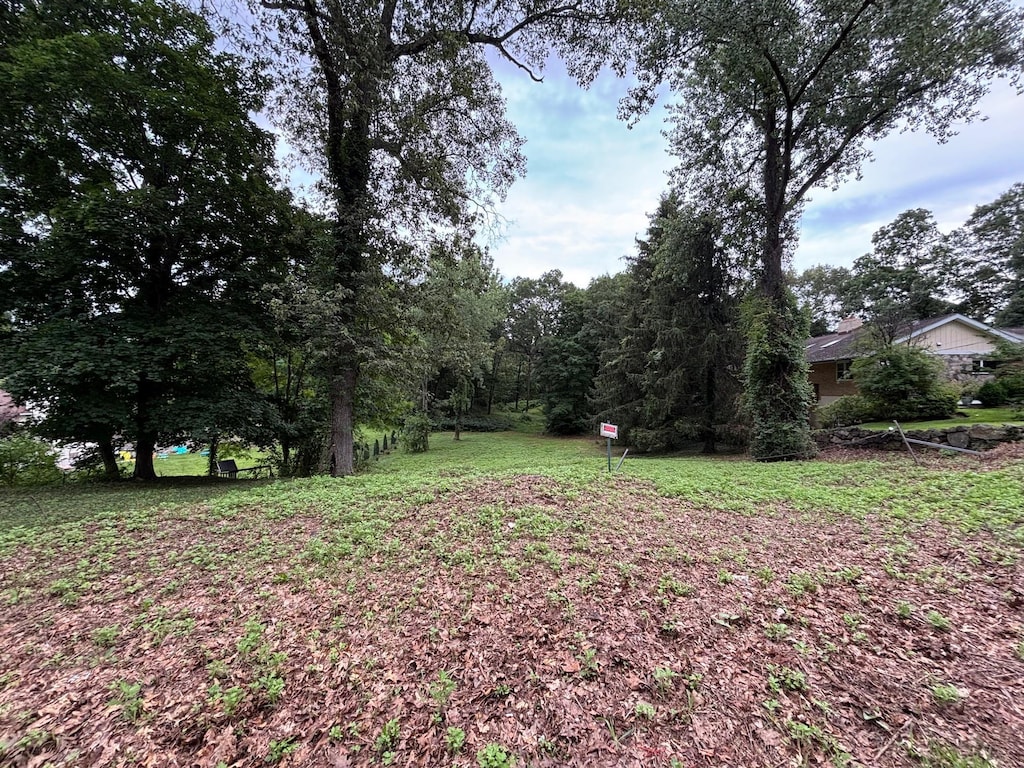 8 Indian Hill Rd, West Harrison, NY 10604 - photo 2