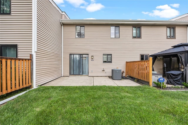 41 W Pond Ct, Smithtown, NY 11787 - photo 23