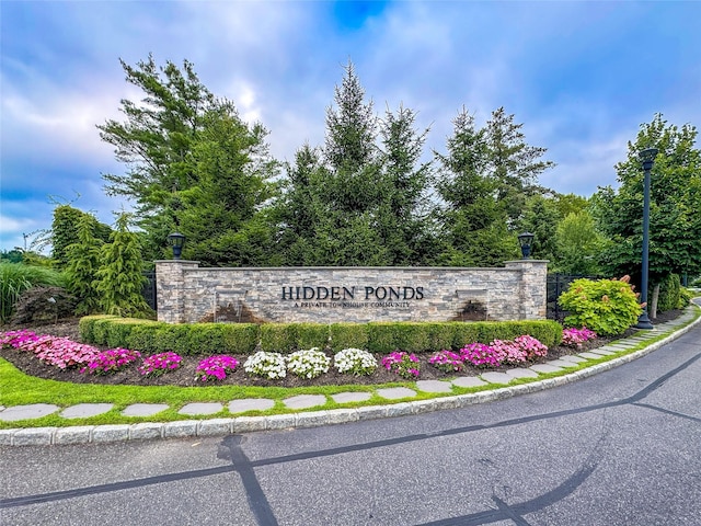 41 W Pond Ct, Smithtown, NY 11787 - photo 24