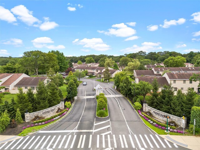 41 W Pond Ct, Smithtown, NY 11787 - photo 34