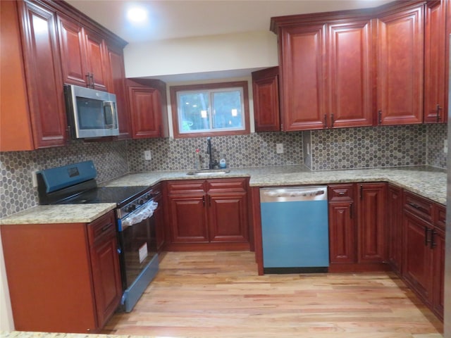 20 Hastings Dr, Ridge, NY 11961 - photo 12