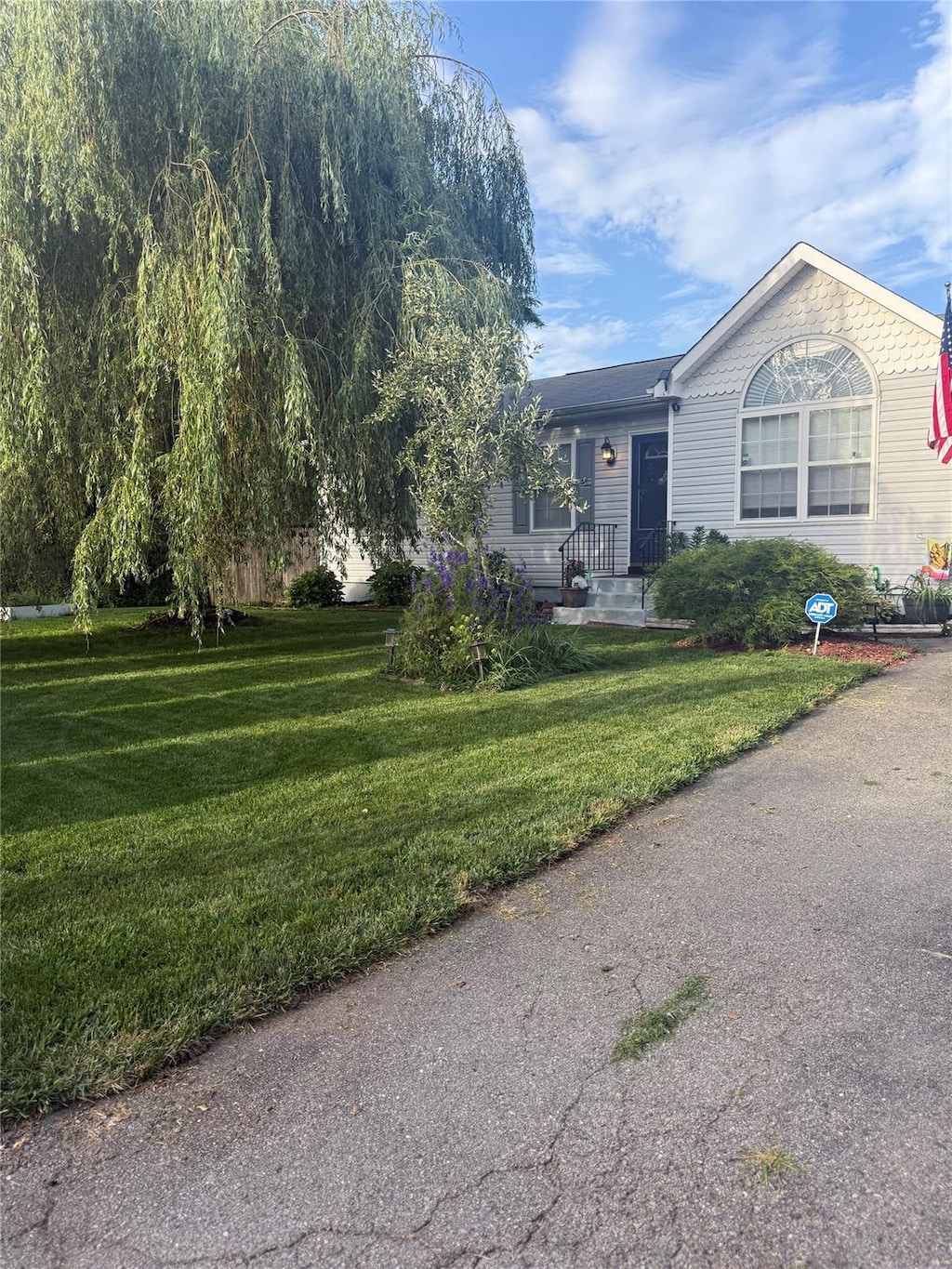 117 Flower Rd, Mastic Beach, NY 11951 - photo 2