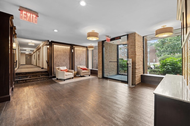 35 Knightsbridge Rd Unit 1G, Great Neck, NY 11021 - photo 4
