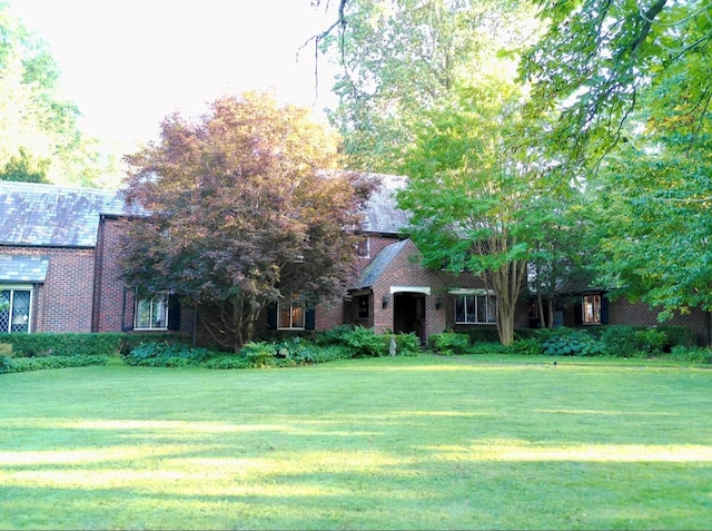 118 Highland Rd, Glen Cove, NY 11542 - photo 1