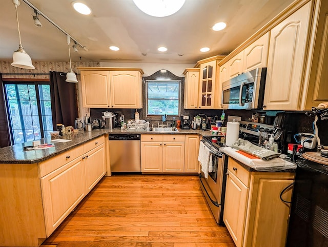 41 Broadway, Shirley, NY 11967 - photo 6