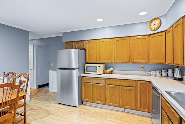 124 Rollstone Ave, West Sayville, NY 11796 - photo 8