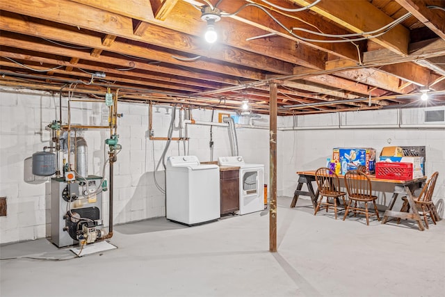124 Rollstone Ave, West Sayville, NY 11796 - photo 21