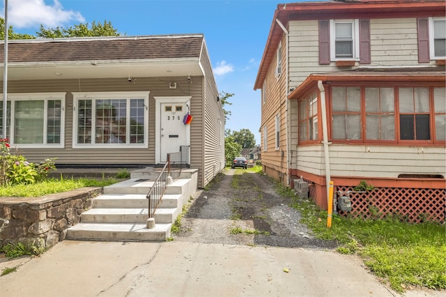 375 3rd St, Newburgh, NY 12550 - photo 5