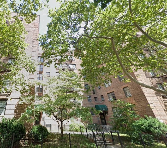 44-05 Macnish St Unit 1E, Elmhurst, NY 11373 - photo 1