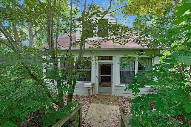 681 Sherman Ave, Thornwood, NY 10594 - photo 1