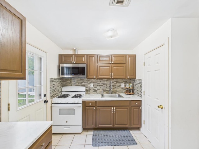 142 Suffolk Ave, Brentwood, NY 11717 - photo 18