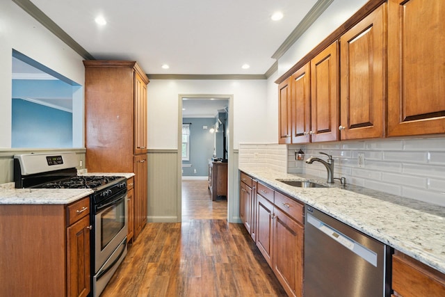 2454 Amherst St, East Meadow, NY 11554 - photo 10