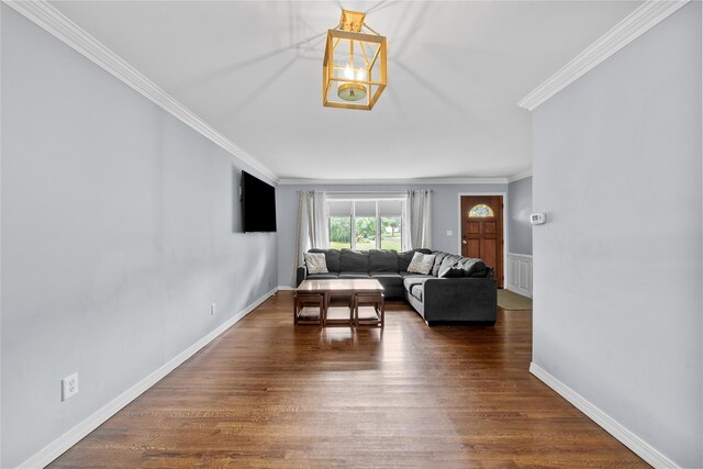 12 Donna Ln, Commack, NY 11725 - photo 10