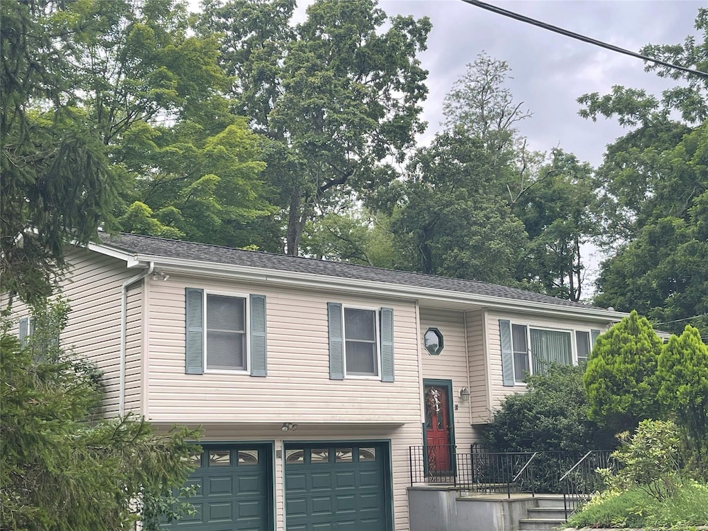 4 John St, Mohegan Lake, NY 10547 - photo 1