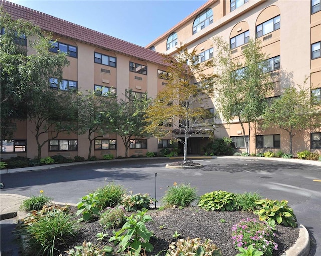 185 W Park Ave Unit 302, Long Beach, NY 11561 - photo 3