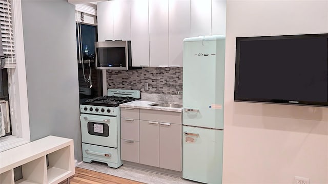 44-14 Newtown Rd Unit 3C, Astoria, NY 11103 - photo 5