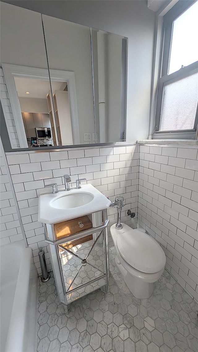 44-14 Newtown Rd Unit 3C, Astoria, NY 11103 - photo 9