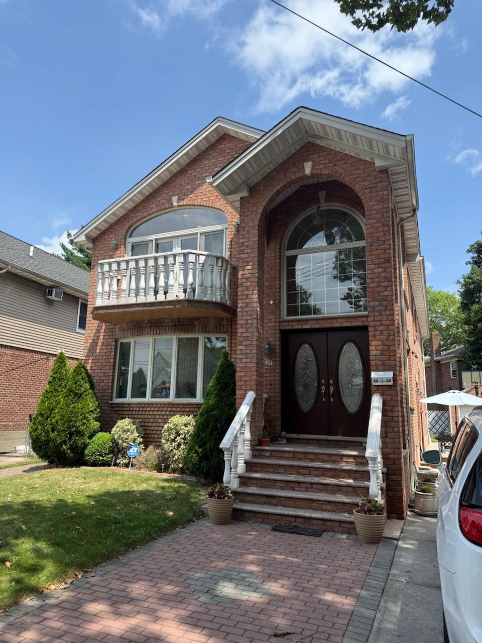 58-39 196th Pl, Fresh Meadows, NY 11365 - photo 1
