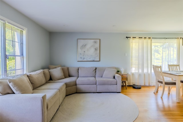 511 Milligan Ln, West Islip, NY 11795 - photo 4