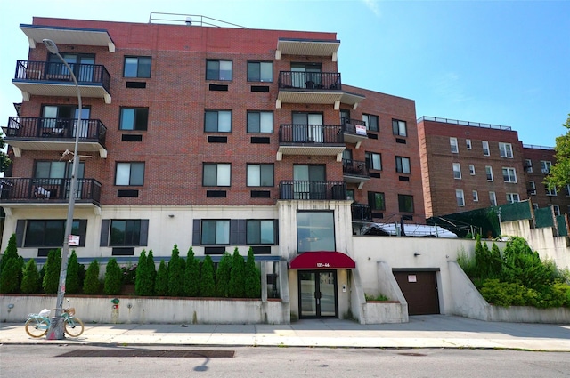 135-46 Grand Central Pkwy Unit 4C, Briarwood, NY 11435 - photo 1