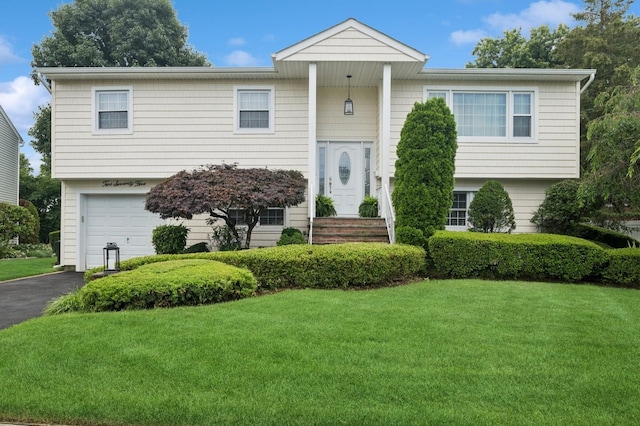 275 Garden Pl, West Hempstead, NY 11552 - photo 1