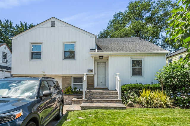 567 Oxford Rd, Cedarhurst, NY 11516 - photo 2