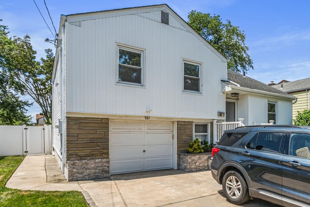 567 Oxford Rd, Cedarhurst, NY 11516 - photo 3