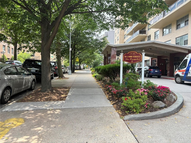 175-20 Wexford Ter Unit 4K, Jamaica Estates, NY 11432 - photo 4