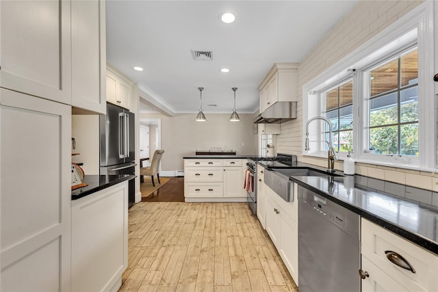 12 Overhill Ln, Roslyn, NY 11576 - photo 24