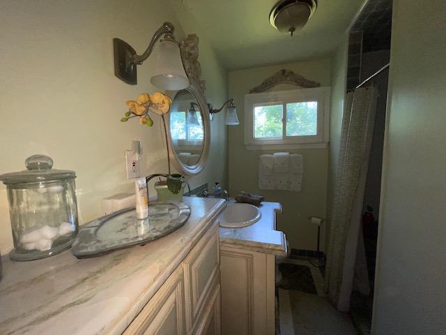 468 N Greene Ave, Lindenhurst, NY 11757 - photo 6