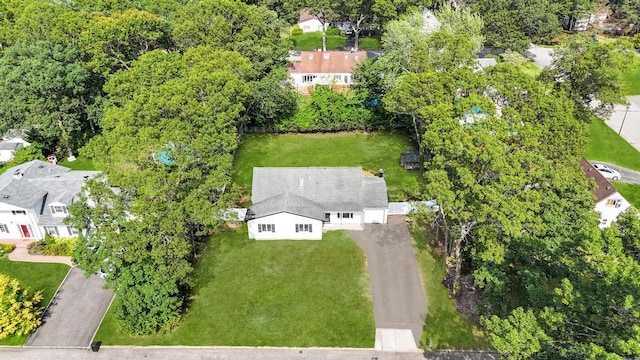9 Wakefield Ave, Coram, NY 11727 - photo 4