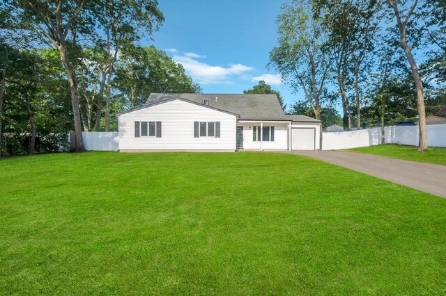 9 Wakefield Ave, Coram, NY 11727 - photo 12