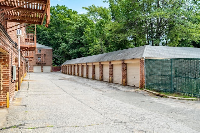 31 Lawrence Dr Unit D, White Plains, NY 10603 - photo 37