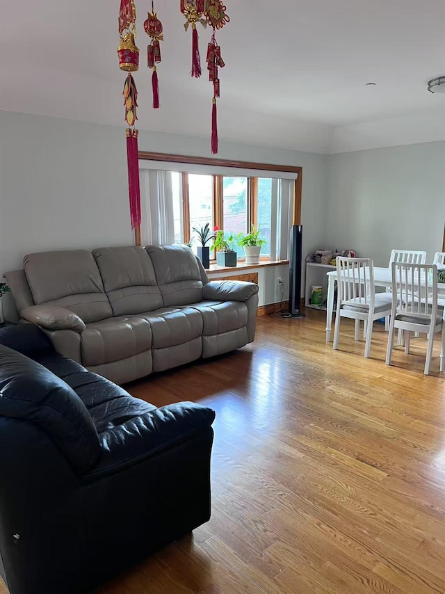14324 Quince Ave, Flushing, NY 11355 - photo 2