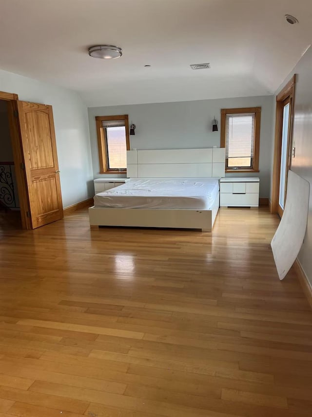 14328 Quince Ave, Flushing, NY 11355 - photo 4