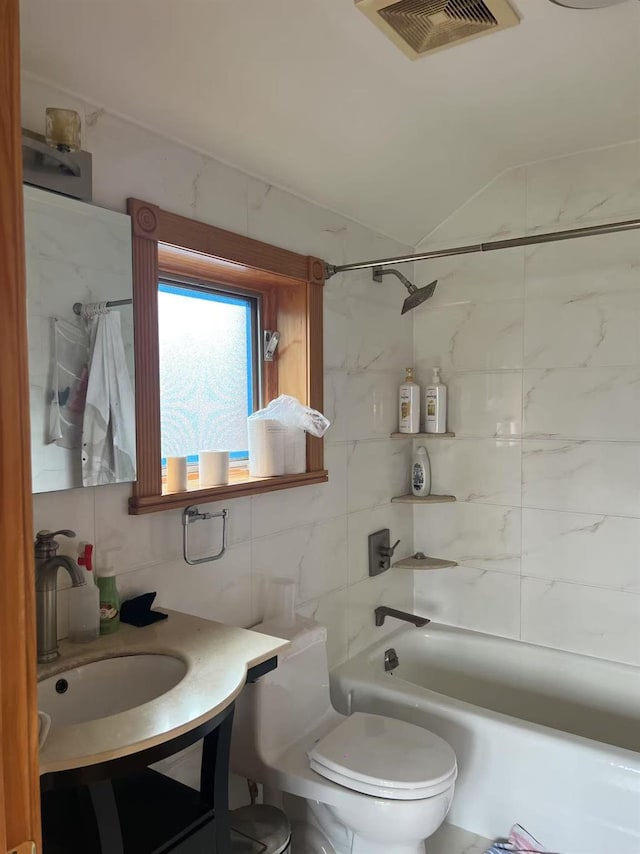 14328 Quince Ave, Flushing, NY 11355 - photo 6