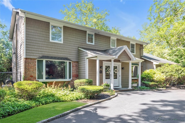 8 Lisa Dr, Dix Hills, NY 11746 - photo 2