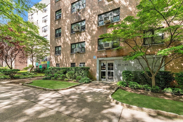31-30 138th St Unit 2D, Flushing, NY 11354 - photo 1