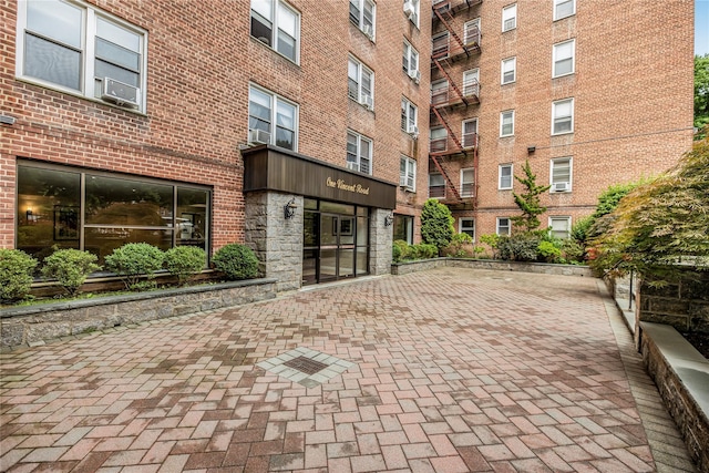 1 Vincent Unit 4E, Bronxville, NY 10708 - photo 3