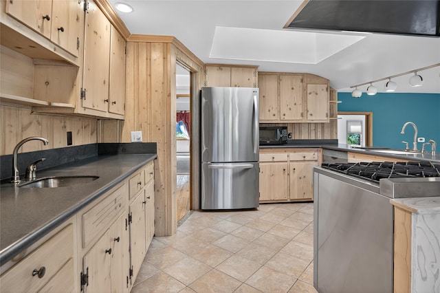 8 Lovers Ln, Huntington, NY 11743 - photo 15