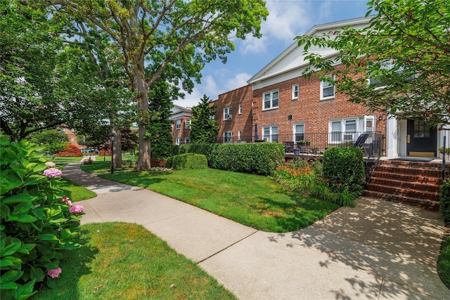 195 N Village Ave Unit 2D, Rockville Centre, NY 11570 - photo 5