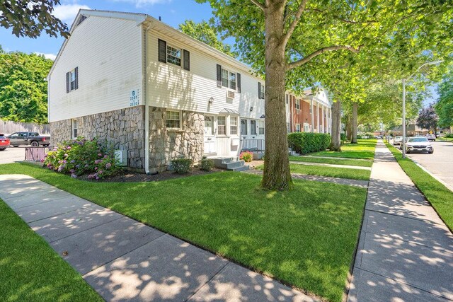 2302 Wilshire Ln Unit 2302, Oakdale, NY 11769 - photo 5
