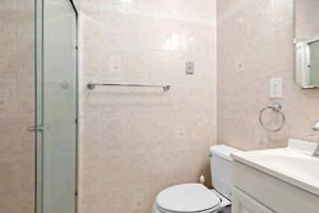 836 Revere Ave, Bronx, NY 10465 - photo 9