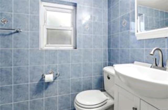 836 Revere Ave, Bronx, NY 10465 - photo 10