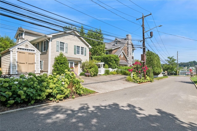 3 Glenna Little Trl, Huntington, NY 11743 - photo 2